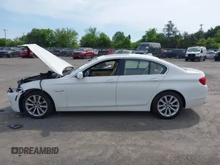 2013 BMW 5 Series 528i xDrive with VIN WBAXH5C54DD107317, listed as a IAAI auction lot 42244446 with 47,858 mi miles and . Bid and sale history available at DreamBid. Image 14.