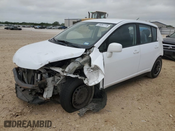 2011 Nissan Versa S с VIN 3N1BC1CP8BL477377, выставлен на аукционе Copart как лот 55097775 с пробегом 120 225 миль миль и Списание • Salvage title. История ставок и продаж доступна на DreamBid. Изображение 1.