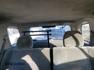 2000 Isuzu Rodeo S z VIN 4S2CK58W2Y4311726, wystawiony jako Copart lot #85070364 z przebiegiem 226 510 mil mil oraz Szkody całkowita. Historia ofert i sprzedaży dostępna na DreamBid. Obrazek 10.