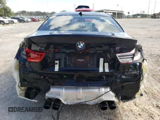 2018 BMW M4 with VIN WBS4Y9C57JAC86460, listed as a Copart auction lot 73022204 with 28,477 mi miles and Salvage Title. Bid and sale history available at carsss.com. Image 6.