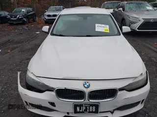 2015 BMW 3 Series 320i with VIN WBA3B1C51FP831380, listed as a IAAI auction lot 41044053 with 187,660 mi miles. Bid and sale history available at carsss.com. Image 12.