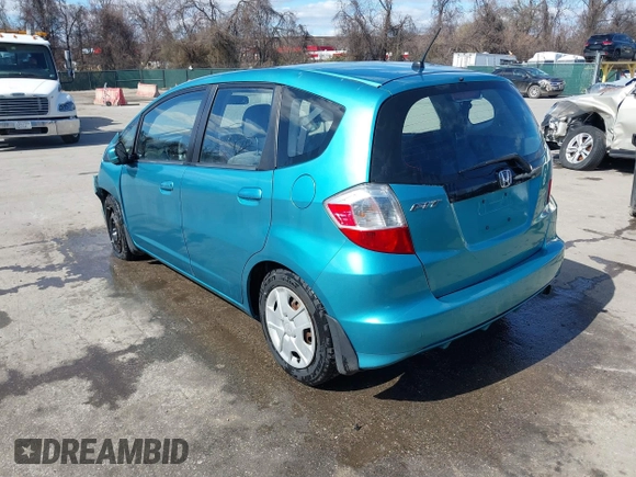 2012 Honda Fit с VIN JHMGE8H33CC009807, выставлен на аукционе IAAI как лот 41814176 с пробегом 88 612 миль миль и . История ставок и продаж доступна на DreamBid. Изображение 3.