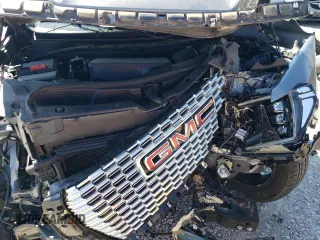 2021 GMC Yukon Denali with VIN 1GKS2DKL2MR129896, listed as a Copart auction lot 46808315 with 0 mi miles and Salvage Title. Bid and sale history available at carsss.com. Image 12.