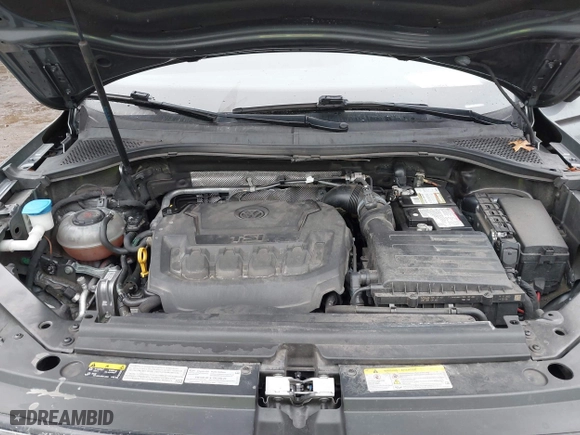 2021 Volkswagen Tiguan S with VIN 3VV0B7AX3MM026708, listed as a IAAI auction lot 41527399 with 80,061 mi miles. Bid and sale history available at carsss.com. Image 10.