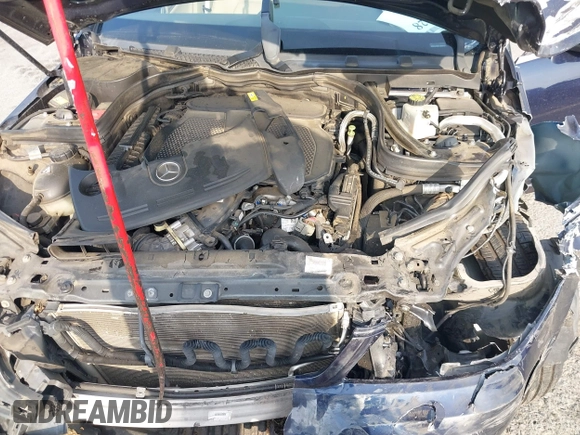 2014 Mercedes-Benz C 300 Sport with VIN WDDGF8AB1EA945171, listed as a IAAI auction lot 42089028 with 122,701 mi miles and . Bid and sale history available at DreamBid. Image 10.