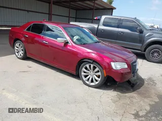 2019 Chrysler 300 Limited with VIN 2C3CCAEG3KH528635, listed as a IAAI auction lot 41953253 with 114,459 mi miles and . Bid and sale history available at DreamBid. Image 1.