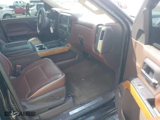 2015 Chevrolet Silverado 1500 High Country with VIN 3GCUKTEC9FG355379, listed as a IAAI auction lot 41923900 with 253,497 mi miles. Bid and sale history available at carsss.com. Image 5.