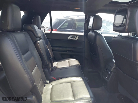 2015 Ford Explorer Limited with VIN 1FM5K7F86FGA26586, listed as a IAAI auction lot 41835232 with 161,191 mi miles. Bid and sale history available at carsss.com. Image 8.