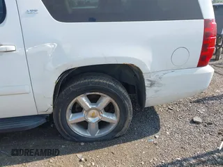 2007 Chevrolet Suburban LT with VIN 3GNFK16397G116032, listed as a IAAI auction lot 42391864 with 226,280 mi miles and . Bid and sale history available at DreamBid. Image 6.
