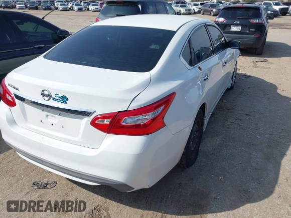 2017 Nissan Altima SV with VIN 1N4AL3AP8HC256167, listed as a IAAI auction lot 41576901 with 83,032 mi miles and . Bid and sale history available at DreamBid. Image 4.