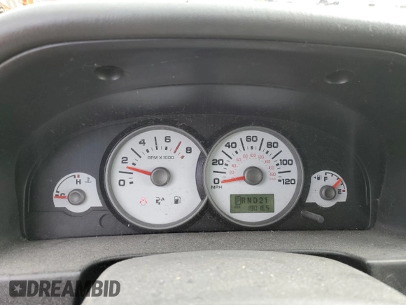 2005 Ford Escape XLT with VIN 1FMYU93Z95KB77112, listed as a Copart auction lot 53038615 with 190,165 mi miles and Salvage Title. Bid and sale history available at carsss.com. Image 9.