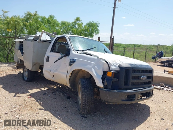 2008 Ford F-350 with VIN 1FDSF30508EC32614, listed as a IAAI auction lot 41941773 with 252,840 mi miles and . Bid and sale history available at DreamBid. Image 1.