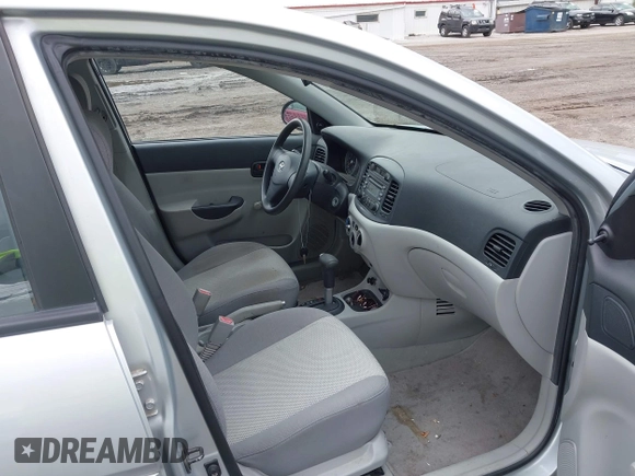 2007 Hyundai Accent GLS с VIN KMHCN46C57U155326, выставлен на аукционе IAAI как лот 42296898 с пробегом 112 122 миль миль и . История ставок и продаж доступна на DreamBid. Изображение 5.