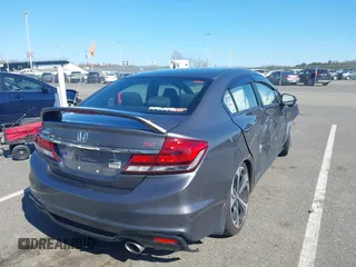 2015 Honda Civic Sedan Si with VIN 2HGFB6E50FH703745, listed as a IAAI auction lot 41910964 with 121,107 mi miles. Bid and sale history available at carsss.com. Image 4.