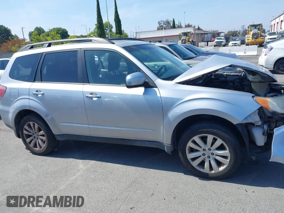 2013 Subaru Forester X Premium with VIN JF2SHADC4DH403421, listed as a IAAI auction lot 42475417 with 91,973 mi miles and . Bid and sale history available at DreamBid. Image 14.