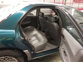 1994 Chrysler Concorde z VIN 2C3HL56F6RH335733, wystawiony jako IAAI lot #41389947 z przebiegiem 132 285 mil mil oraz . Historia ofert i sprzedaży dostępna na DreamBid. Obrazek 8.