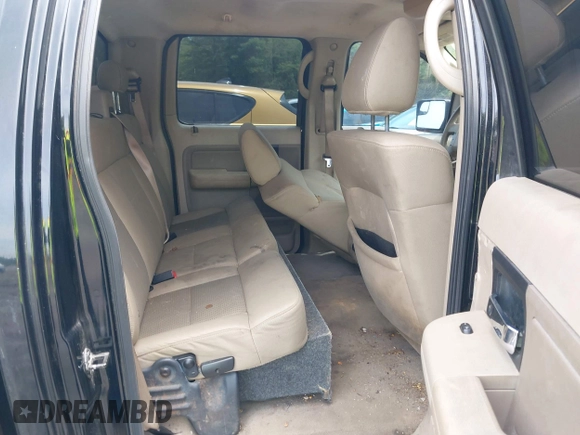 2008 Ford F-150 XLT z VIN 1FTPW12V68FA29247, wystawiony jako IAAI lot #42180501 z przebiegiem 254 032 mil mil oraz . Historia ofert i sprzedaży dostępna na DreamBid. Obrazek 8.