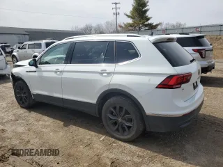 2024 Volkswagen Tiguan SE with VIN 3VV3B7AX8RM170856, listed as a Copart auction lot 51723495 with 3,246 mi miles and Clean title. Bid and sale history available at DreamBid. Image 2.