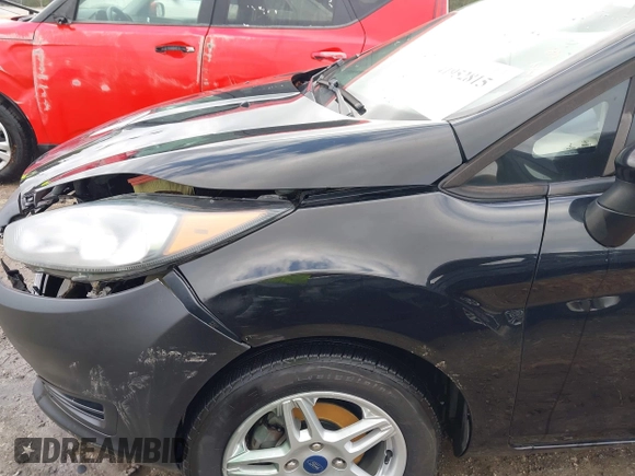 2018 Ford Fiesta SE with VIN 3FADP4EJ0JM133190, listed as a IAAI auction lot 41952815 with 69,930 mi miles. Bid and sale history available at carsss.com. Image 18.