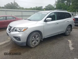 2017 Nissan Pathfinder SL with VIN 5N1DR2MM8HC655898, listed as a Copart auction lot 55143635 with 101,838 mi miles and Clean title. Bid and sale history available at DreamBid. Image 1.