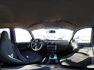 2003 Jeep Liberty Limited z VIN 1J8GL58K73W694818, wystawiony jako IAAI lot #42032227 z przebiegiem 217 446 mil mil oraz . Historia ofert i sprzedaży dostępna na DreamBid. Obrazek 18.