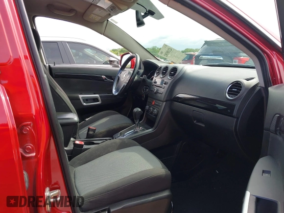 2014 Chevrolet Captiva Sport LS z VIN 3GNAL2EK8ES524280, wystawiony jako IAAI lot #42189302 z przebiegiem 101 142 mil mil oraz . Historia ofert i sprzedaży dostępna na DreamBid. Obrazek 5.