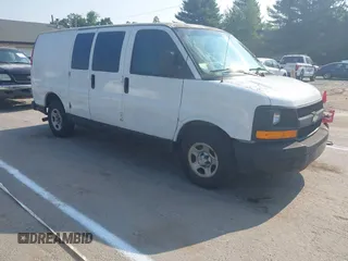 2005 Chevrolet Express Cargo with VIN 1GCFG15X251132972, listed as a IAAI auction lot 42661000 with 286,090 mi miles and . Bid and sale history available at DreamBid. Image 1.
