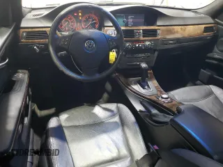 2010 BMW 3 Series 328i xDrive с VIN WBAPK5C53AA646963, выставлен на аукционе Copart как лот 57481095 с пробегом 197 165 миль миль и Списание • Salvage title. История ставок и продаж доступна на DreamBid. Изображение 8.