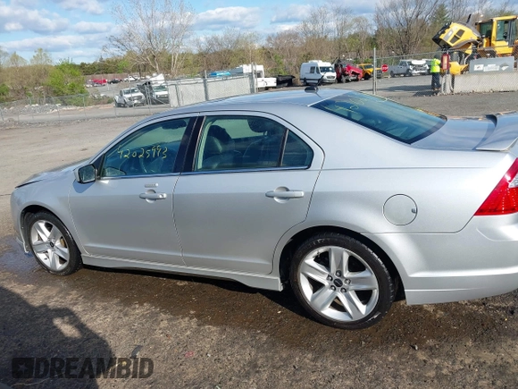 2010 Ford Fusion SPORT with VIN 3FAHP0KC6AR106448, listed as a IAAI auction lot 42025993 with 110,339 mi miles. Bid and sale history available at carsss.com. Image 15.
