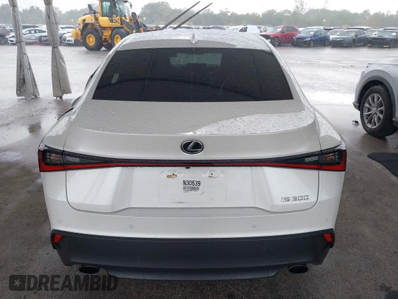 2021 Lexus IS 300 z VIN JTHCA1D2XM5112467, wystawiony jako IAAI lot #41944802 z przebiegiem 53 333 mil mil oraz . Historia ofert i sprzedaży dostępna na DreamBid. Obrazek 16.