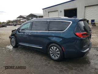 2021 Chrysler Pacifica Hybrid Limited with VIN 2C4RC1S70MR557372, listed as a Copart auction lot 75748774 with 80,322 mi miles and Salvage title. Bid and sale history available at DreamBid. Image 2.