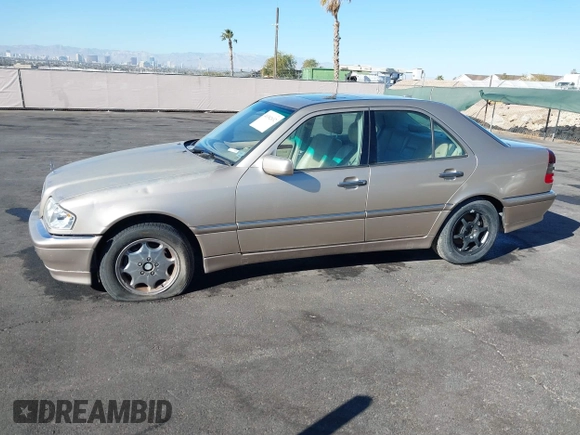 2000 Mercedes-Benz C 230/260/280/320 with VIN WDBHA29G8YA848997, listed as a IAAI auction lot 41382632 with Not Provided miles and . Bid and sale history available at carsss.com. Image 6.