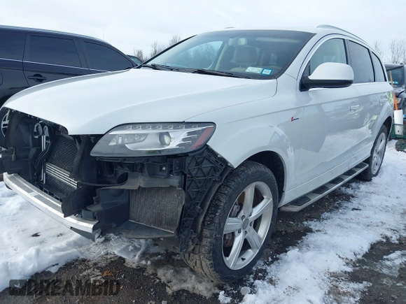 2012 Audi Q7 3.0T S line with VIN WA1DGAFE8CD010319, listed as a IAAI auction lot 41649288 with 148,379 mi miles. Bid and sale history available at carsss.com. Image 18.