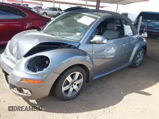 2006 Volkswagen Beetle with VIN 3VWRF31Y56M327282, listed as a IAAI auction lot 42359912 with 77,294 mi miles and . Bid and sale history available at DreamBid. Image 18.