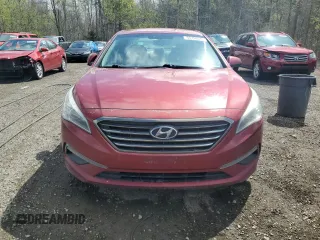 2015 Hyundai Sonata SE z VIN 5NPE24AF9FH216841, wystawiony jako Copart lot #55796585 z przebiegiem 286 795 mil mil oraz Czysty tytuł • Clean title. Historia ofert i sprzedaży dostępna na DreamBid. Obrazek 5.