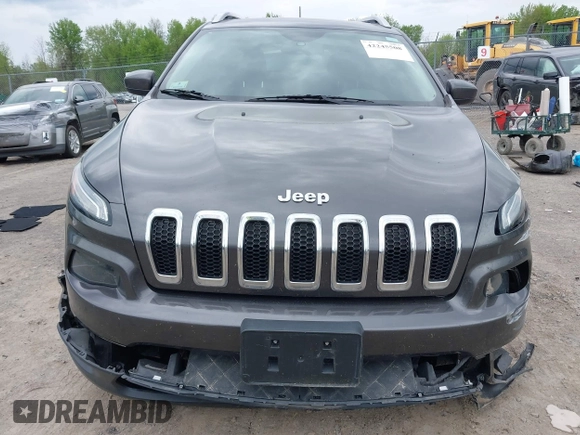 2018 Jeep Cherokee Latitude Plus с VIN 1C4PJLLB5JD510090, выставлен на аукционе IAAI как лот 42245508 с пробегом 69 618 миль миль и . История ставок и продаж доступна на DreamBid. Изображение 13.