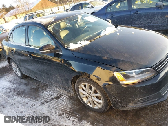 2013 Volkswagen Jetta Sedan SE with VIN 3VWDP7AJ6DM362153, listed as a IAAI auction lot 41534811 with 103,836 mi miles. Bid and sale history available at carsss.com. Image 1.