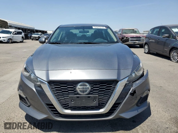 2019 Nissan Altima S z VIN 1N4BL4BVXKC249851, wystawiony jako Copart lot #57879115 z przebiegiem 111 561 mil mil oraz Szkoda całkowita • Salvage title. Historia ofert i sprzedaży dostępna na DreamBid. Obrazek 5.