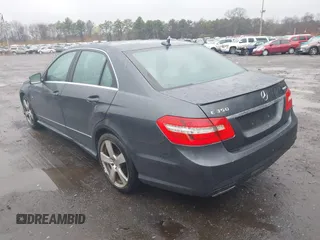 2012 Mercedes-Benz E-Class E 350 Luxury with VIN WDDHF8JB4CA568417, listed as a IAAI auction lot 41968170 with 212,597 mi miles. Bid and sale history available at carsss.com. Image 3.