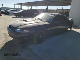 2000 Ford Mustang GT with VIN 1FAFP45X5YF167553, listed as a Copart auction lot 86962114 with 149,987 mi miles and Salvage Title. Bid and sale history available at carsss.com. Image 1.