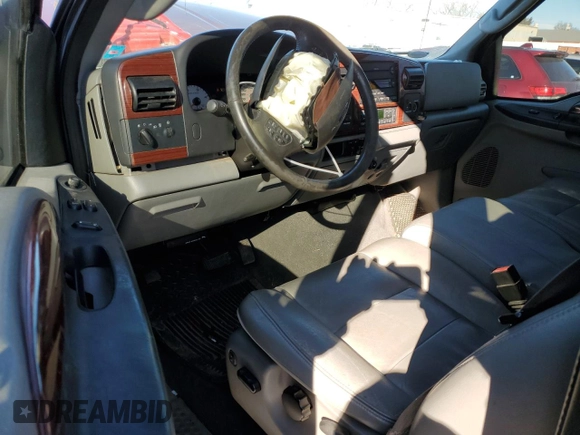 2006 Ford F-350 XL with VIN 1FTWX31P36ED02798, listed as a Copart auction lot 45645055 with 116,673 mi miles and Salvage title. Bid and sale history available at DreamBid. Image 8.