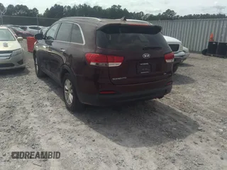 2017 Kia Sorento LX z VIN 5XYPGDA30HG252783, wystawiony jako IAAI lot #42397628 z przebiegiem 80 166 mil mil oraz . Historia ofert i sprzedaży dostępna na DreamBid. Obrazek 3.