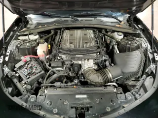 2023 Chevrolet Camaro ZL1 z VIN 1G1FJ1R62P0157102, wystawiony jako Copart lot #79703174 z przebiegiem 12 392 mil mil oraz Szkody całkowita. Historia ofert i sprzedaży dostępna na DreamBid. Obrazek 8.