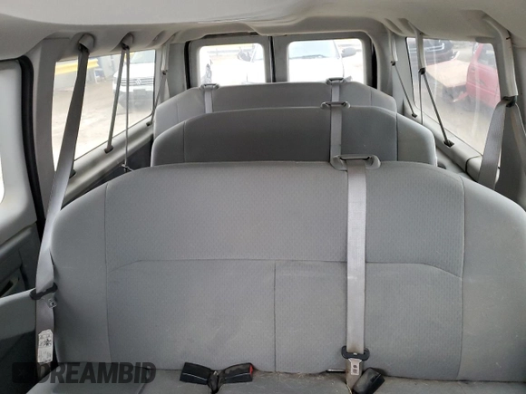 2008 Ford Econoline Passenger XL with VIN 1FBNE31L98DA75760, listed as a Copart auction lot 51132505 with 267,653 mi miles and Clean Title. Bid and sale history available at carsss.com. Image 10.
