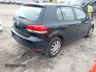 2012 Volkswagen Golf z VIN WVWDB7AJ0CW289085, wystawiony jako IAAI lot #41549393 z przebiegiem 102 082 mil mil oraz . Historia ofert i sprzedaży dostępna na DreamBid. Obrazek 4.
