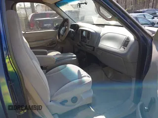 1997 Ford F-150 XL with VIN 1FTDX18W4VNB57679, listed as a IAAI auction lot 41918107 with 132,960 mi miles. Bid and sale history available at carsss.com. Image 5.