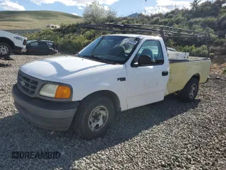 2004 Ford F-150 XL с VIN 2FTRF17274CA96453, выставлен на аукционе Copart как лот 57796435 с пробегом 246 459 миль миль и Списание • Salvage title. История ставок и продаж доступна на DreamBid. Изображение 1.
