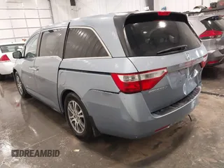 2013 Honda Odyssey EX-L with VIN 5FNRL5H67DB015512, listed as a IAAI auction lot 41758695 with 193,356 mi miles and . Bid and sale history available at carsss.com. Image 3.