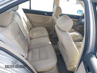 1999 Volkswagen Jetta z VIN 3VWSC29M9XM067508, wystawiony jako IAAI lot #41905002 z przebiegiem 32 051 mil mil oraz . Historia ofert i sprzedaży dostępna na DreamBid. Obrazek 8.