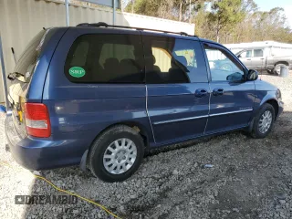 2003 Kia Sedona LX with VIN KNDUP131736448714, listed as a Copart auction lot 82308764 with 91,073 mi miles and Salvage Title. Bid and sale history available at carsss.com. Image 3.